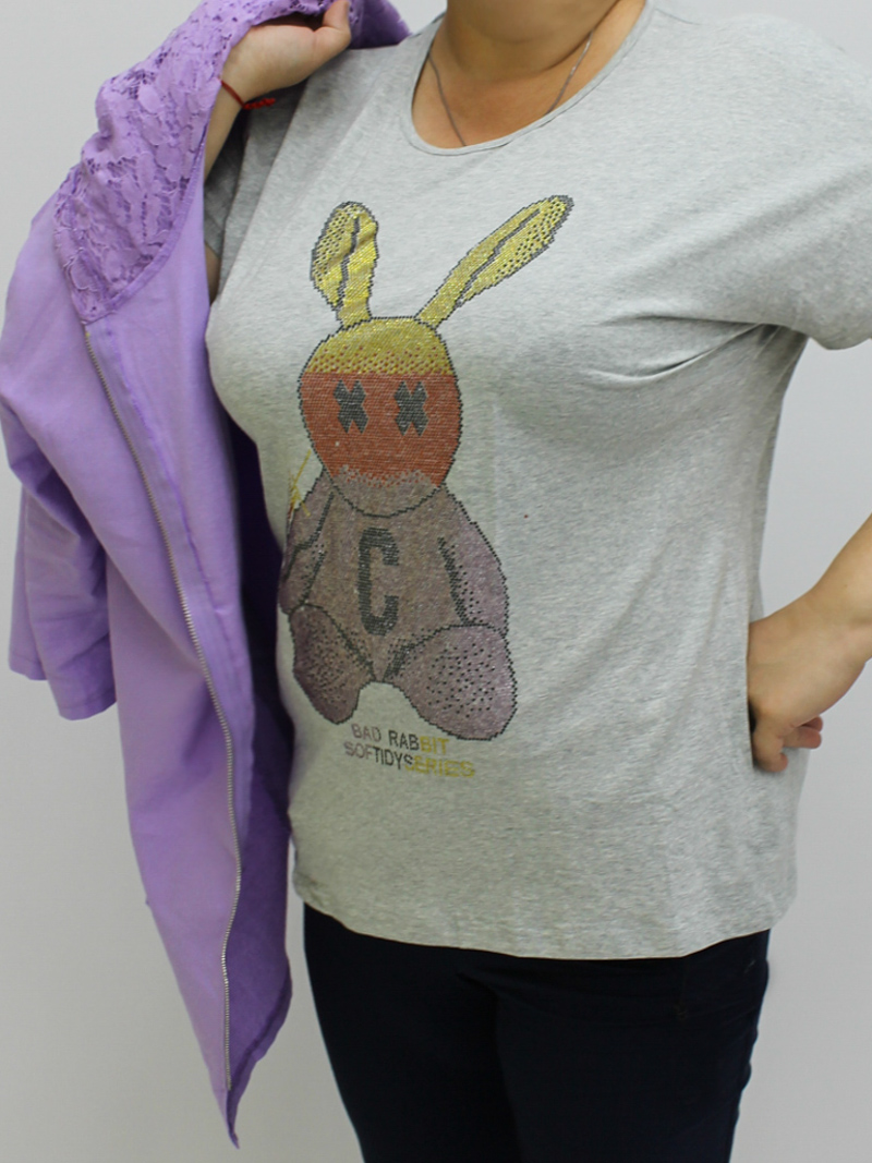 футболка женская заяц стразы