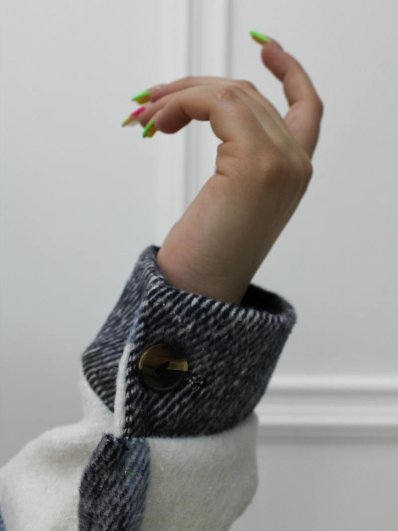 костюм женский аид