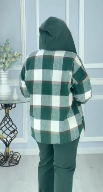 костюм женский аид