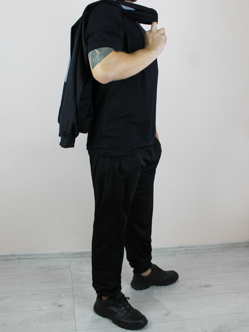 костюм мужской спортивный