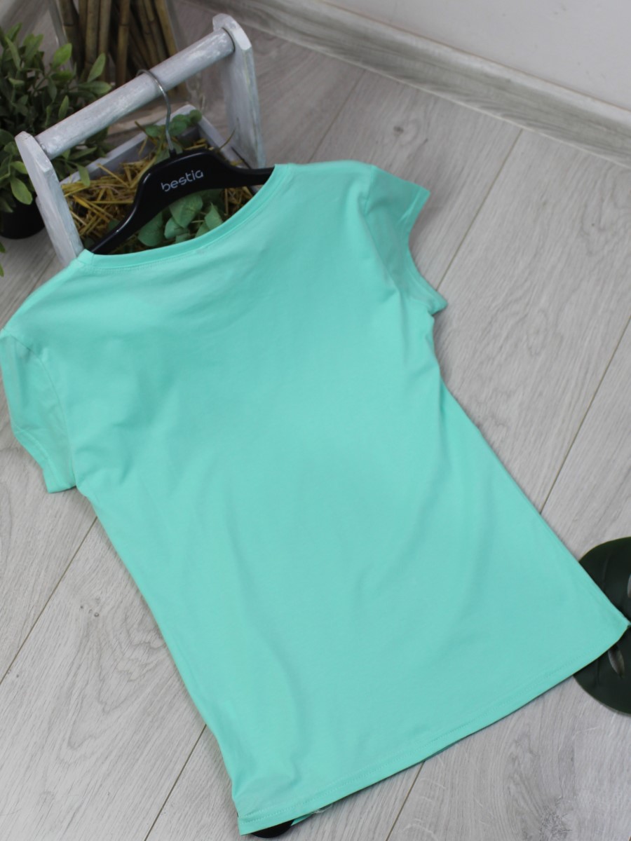 футболка женская